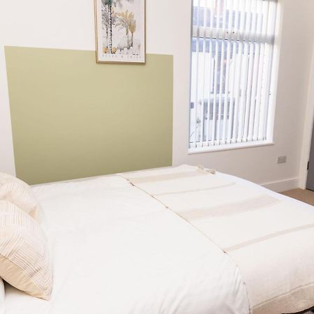 Muriel Retreat - Central Location - Free Parking, Fast Wifi, Smarttv With Netflix By Yoko Property Villa Redcar Kültér fotó